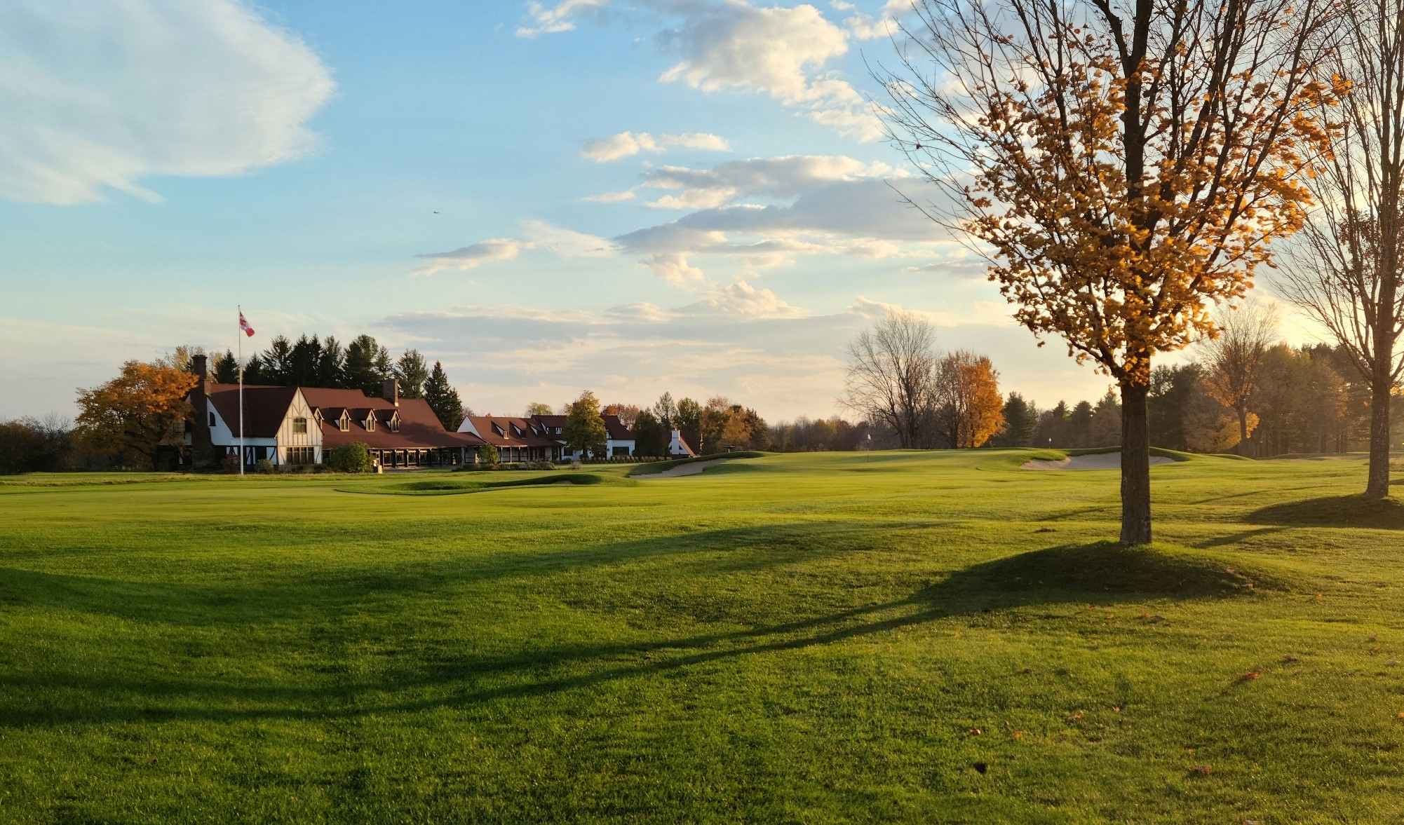 Mount Bruno Country Club in autumn